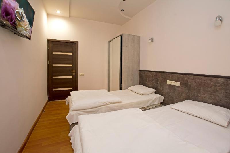Mini Hotel Jerevan Kamer foto