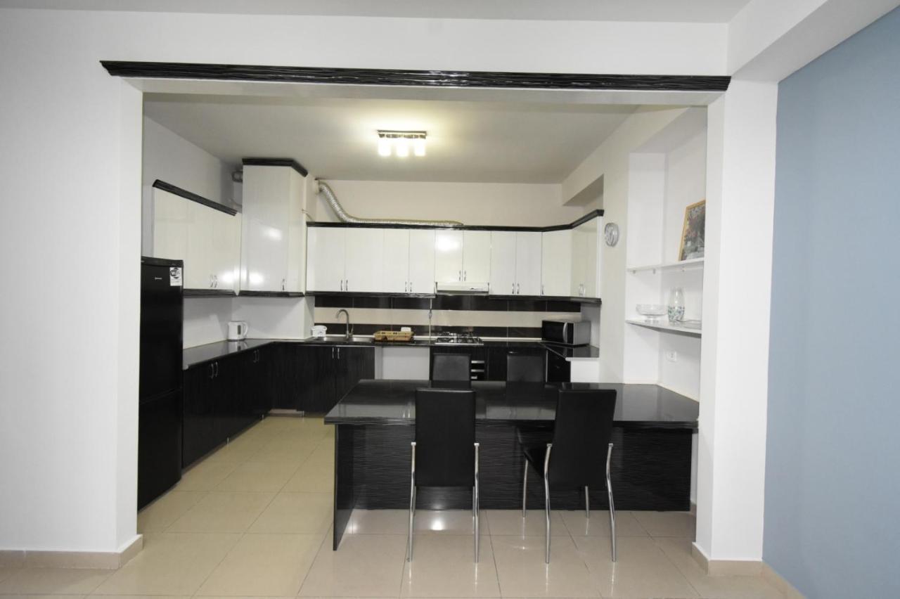 Mini Hotel Jerevan Buitenkant foto