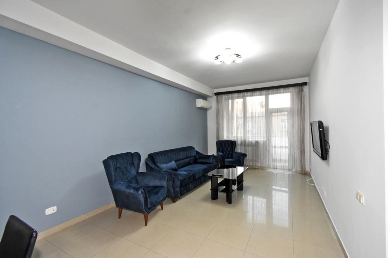Mini Hotel Jerevan Buitenkant foto