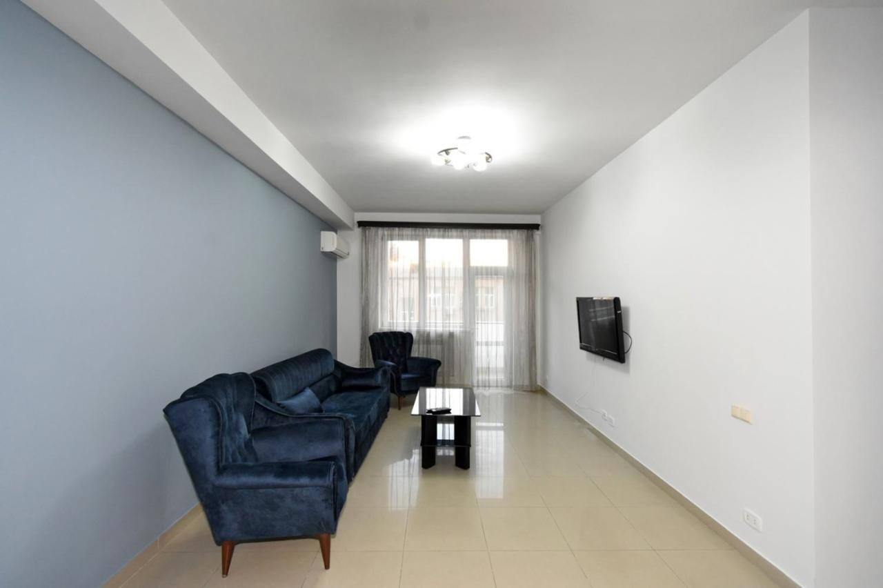 Mini Hotel Jerevan Buitenkant foto