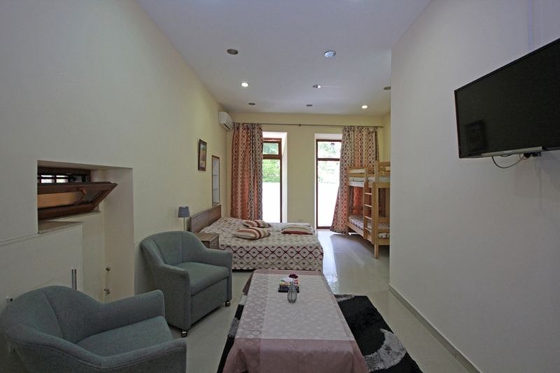 Mini Hotel Jerevan Buitenkant foto